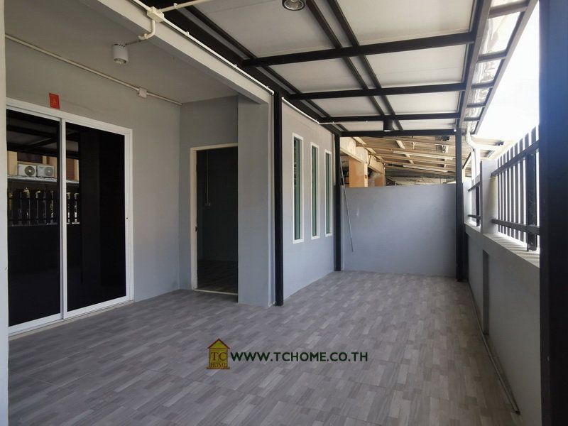 รูป ขายทาวน์เฮ้าส์ 2 ชั้น 30 ตรว. พฤกษา 15 บางพลี-ตำหรุ บ้านสวยสภาพดีมีต่อเติม พร้อมปั๊ม+แท็งก์น้ำ มุ้งลวดเหล็กดัด ใกล้นิคมฯ บางปู ไปแพรกษา-สุขุมวิทได้ - รูปที่ 12/40