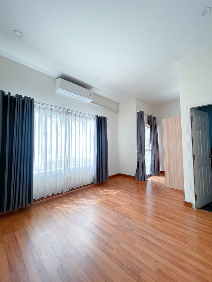 picture House for Sales in Prime Location - 14/22