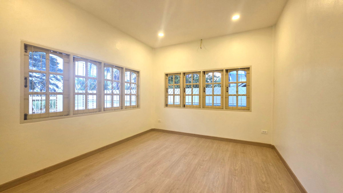รูป บ้านนอกโครงการ รีโนเวทใหม่ ใกล้สิ่งอำนวยความสะดวก #CMR100288 - รูปที่ 13/25