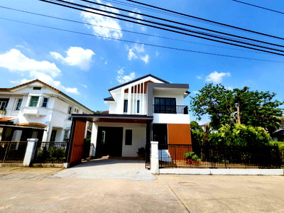 บ้านเดี่ยว นนทบุรี : ขายบ้านรีโนเวทใหม่ โครงการ นันทวัน วงแหวน-รัตนาธิเบศร์ (Nantawan Wongwaen-Rattanathibet) ใกล้รถไฟฟ้าสายสีม่วงสถานีตลาดบางใหญ่ 
