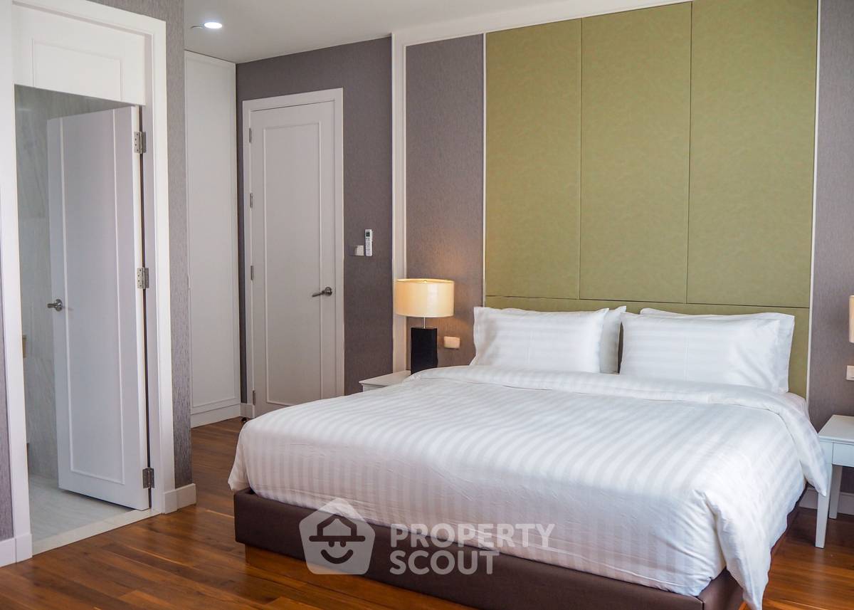 picture 3-BR Condo at Wilshire near BTS Phrom Phong (ID 2725904) - 5/10