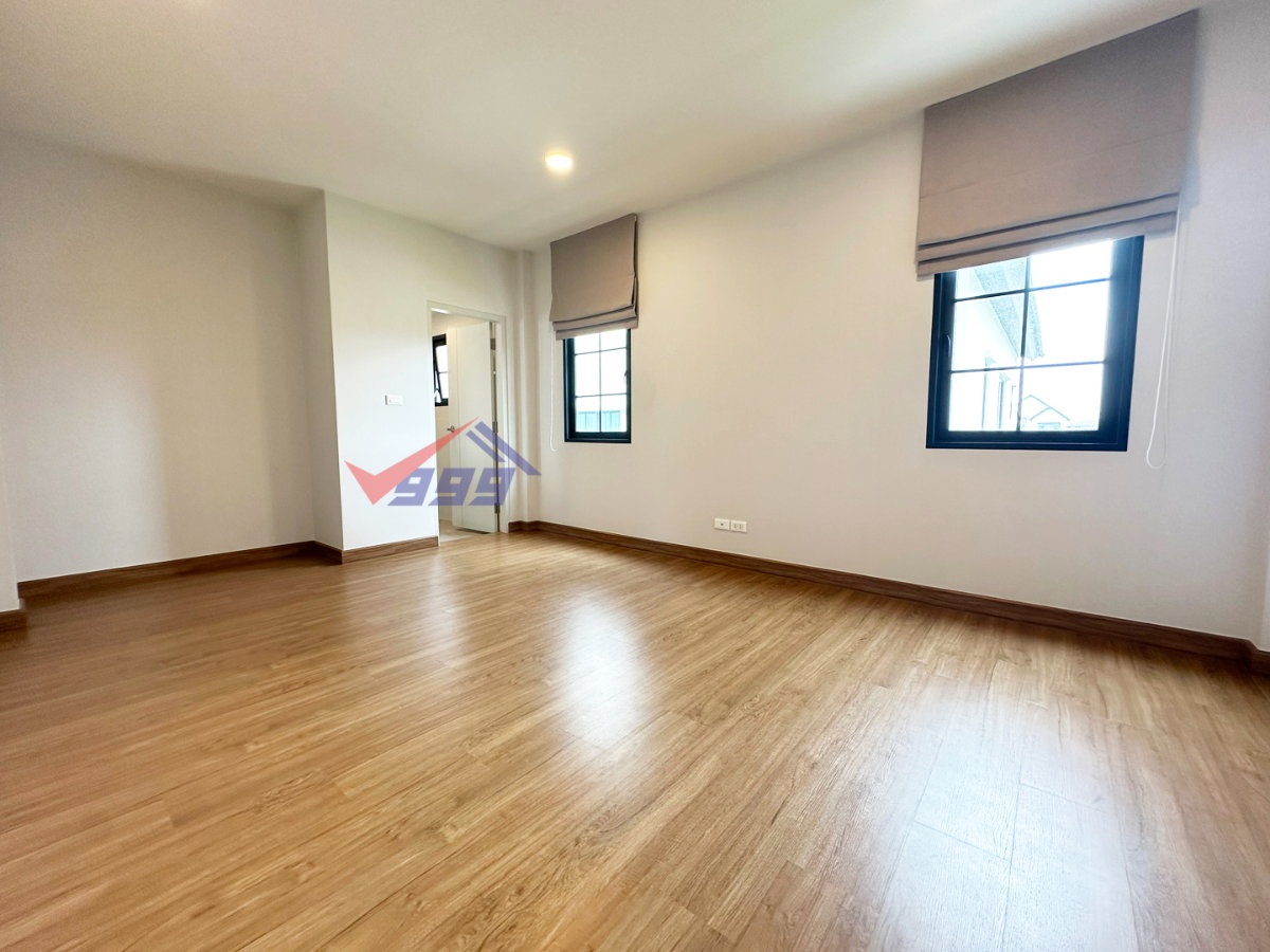 picture 🏡 House for Rent: 4 Bedrooms at Centro Bangna REF. 062HRB  - 18/28