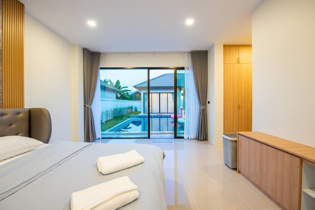 รูป KT0437📲LineID @556ryccg🏊พูลวิลล่า ห้วยใหญ่ 4 ห้องนอน ที่ดิน 153ตรว บ้าน 250ตรม🛋️พร้อมเฟอร์นิเจอร์ เครื่องใช้ไฟฟ้า🏊สระว่ายน้ำส่วนตัว - รูปที่ 5/14