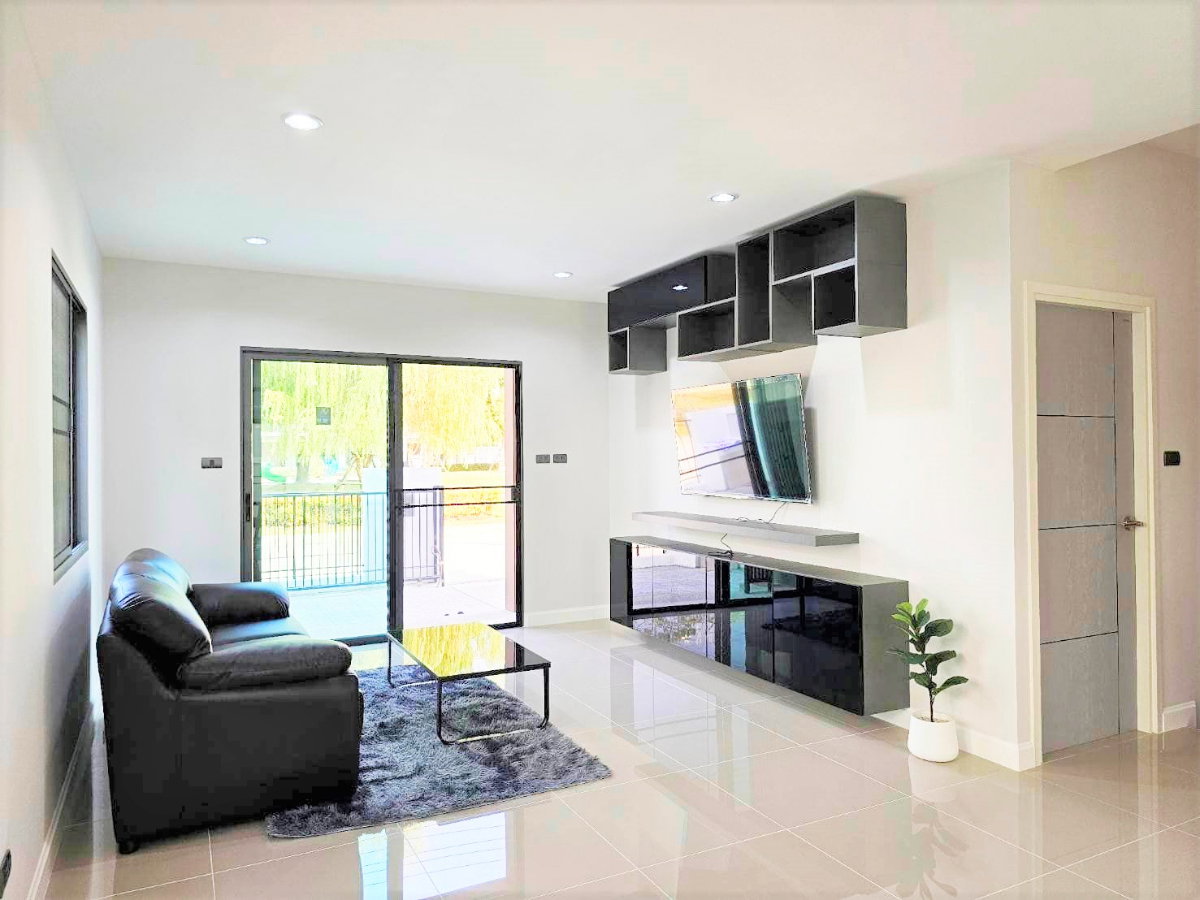 picture House for rent with 3 bedrooms and 3 toilets #A5-H0001 - 4/25
