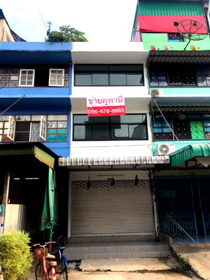 อาคารพาณิชย์ กรุงเทพมหานคร : (ขาย) อาคารพาณิชย์ 3 ชั้นครึ่ง รีโนเวทใหม่ทั้งหลัง สวยกริ๊บ พร้อมเข้าอยู่! ✨ 📍 หมู่บ้านสินสมบูรณ์ (ซ.เพชรเกษม 114) ทำเลดี ใกล้ MRT พุทธมณฑลสาย 4