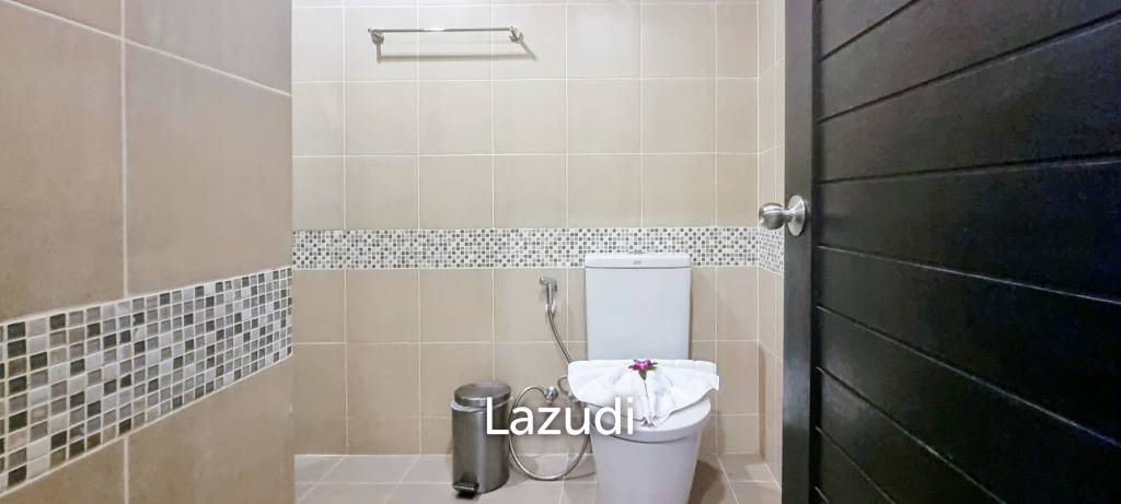 1 Bedroom With Pool Access Condo For Sale Patong Bay Hill - image 6