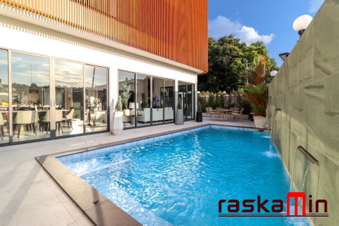 KT0362💎South Pattaya pool villa 8 Bedroom 600sqm Land 420sqm🛋️Fully furnished with🏊♂️swimming pool near Walking Street