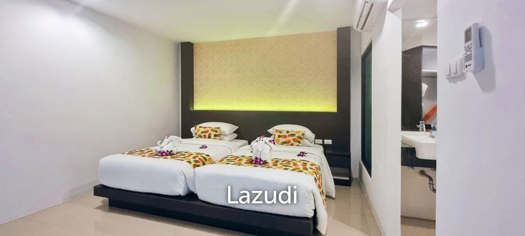 1 Bedroom With Pool Access Condo For Sale Patong Bay Hill - image 4