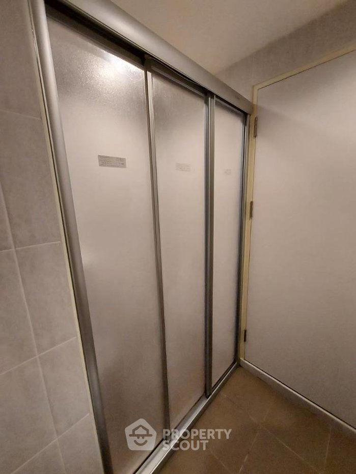 picture Studio Condo at Lumpini Park Phetkasem 98 in Bang Khae Nuea (ID 1149448) - 4/16