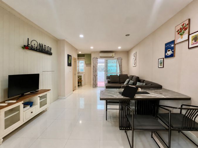 3-bed townhouse for sale, 149 sqm, 20 sq wah, Baan Klang Muang Rama 9