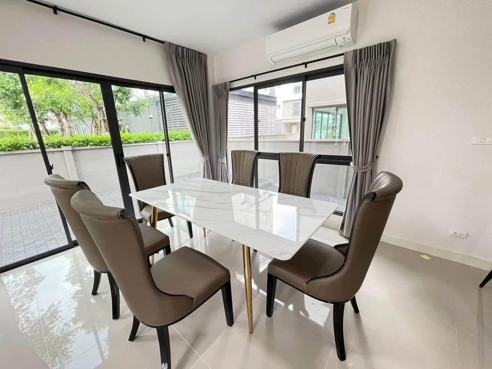 รูป 🏡✨ ให้เช่า บ้านกลางเมือง รามอินทรา | วิลล่าหรู 3 ชั้น บ้านมุมติดสวน พร้อมเข้าอยู่ 🌿  📍 ทำเลดี ใกล้ MRT สายสีชมพู - รูปที่ 5/12
