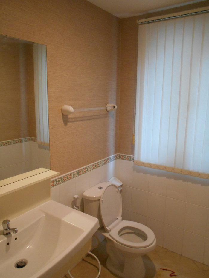picture  A house two storey for rent with 3 bedrooms,3 toilets and 1 kitchen.  #ADK-H0224 - 5/19
