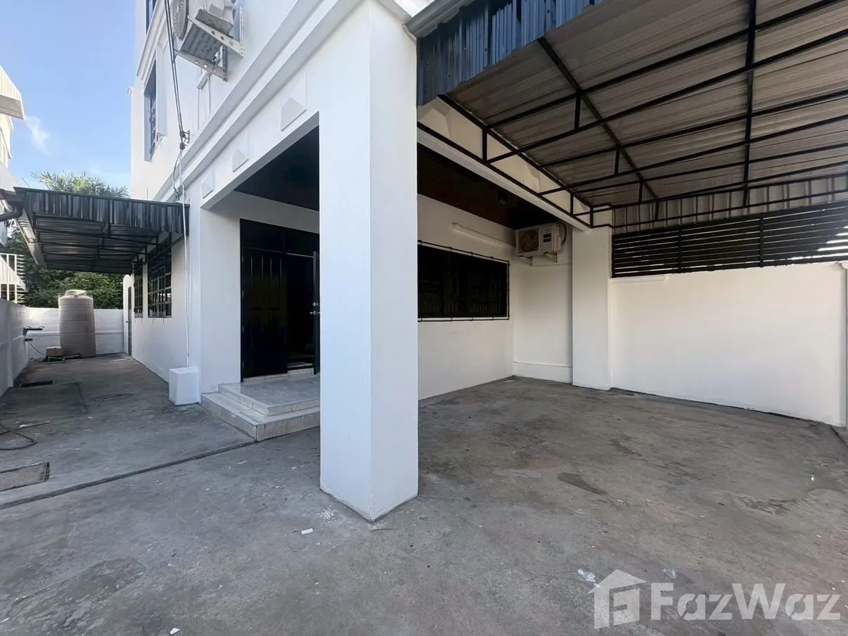 รูป ทาวน์เฮ้าส์ให้เช่า 4 ห้องนอน ใน สามเสนนอก, กรุงเทพมหานคร 6404595 - รูปที่ 26/36