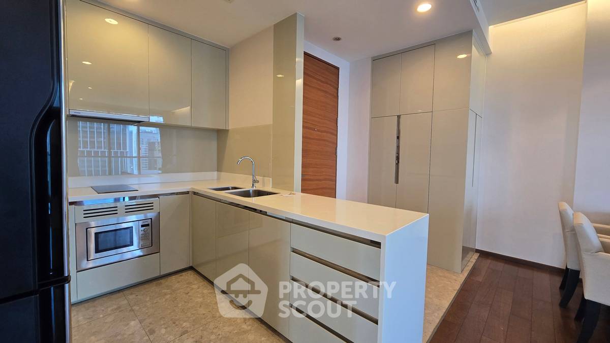 รูป คอนโด 2-ห้องนอน ที่ ดิ แอดเดรส สุขุมวิท 28 ใกล้ BTS พร้อมพงษ์ (ID 2714114) - รูปที่ 9/21