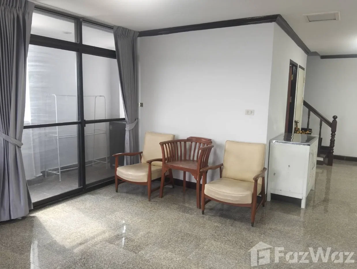 picture Duplex Condo 2bed 3bath Condo for rent at The Winning Tower 6401765 - 3/19