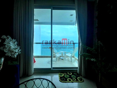 Condos for rent : For Rent a Beachfront Condo at The Palm Wongamat Pattaya