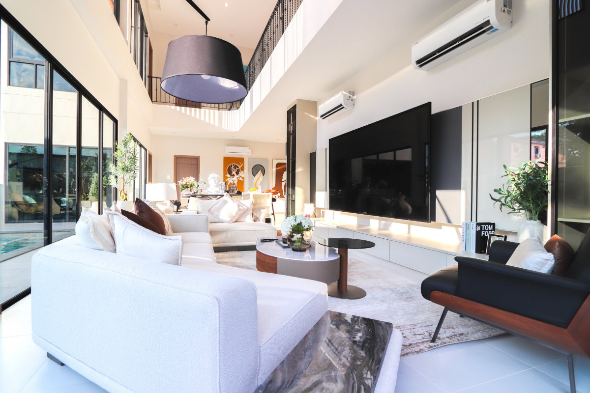 picture Luxury Pool Villa for Sale – Prime Location in North Pattaya - 8/50