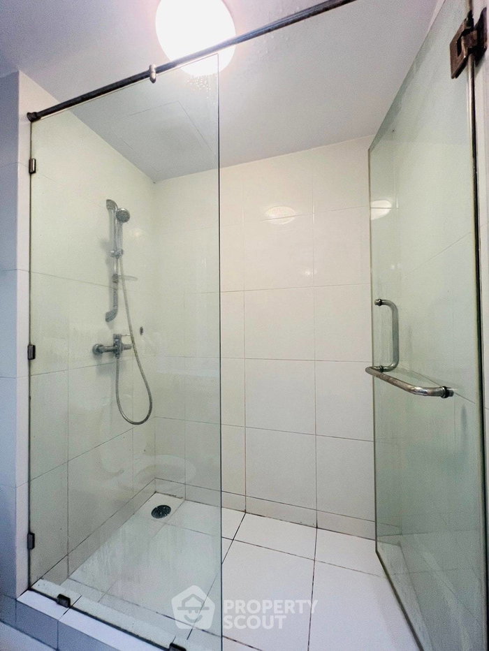 picture 1-BR Condo at Centric Scene Ratchavipha near MRT Wong Sawang (ID 992768) - 4/13