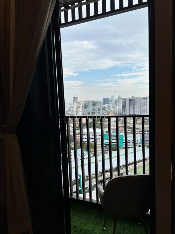 รูป ✨For Rent | ห้องพักดีไซน์หรูพร้อมอยู่สไตล์ Premium Luxury ที่ KnightsBridge Space Ratchayothin - รูปที่ 12/36