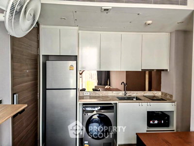 คอนโดให้เช่า : คอนโด 1-ห้องนอน ที่ ฟินน์ อโศก ใกล้ BTS อโศก (ID 2951351)