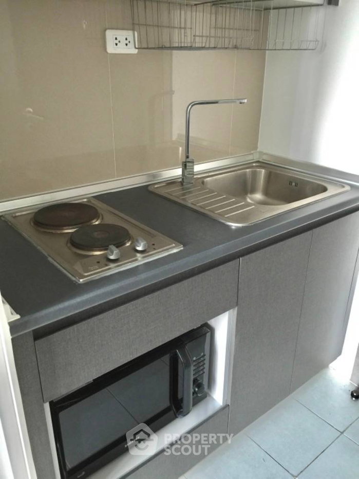 picture Studio Condo at The Base Rama 9 - Ramkhamhaeng near ARL Ramkhamhaeng (ID 627521) - 4/6