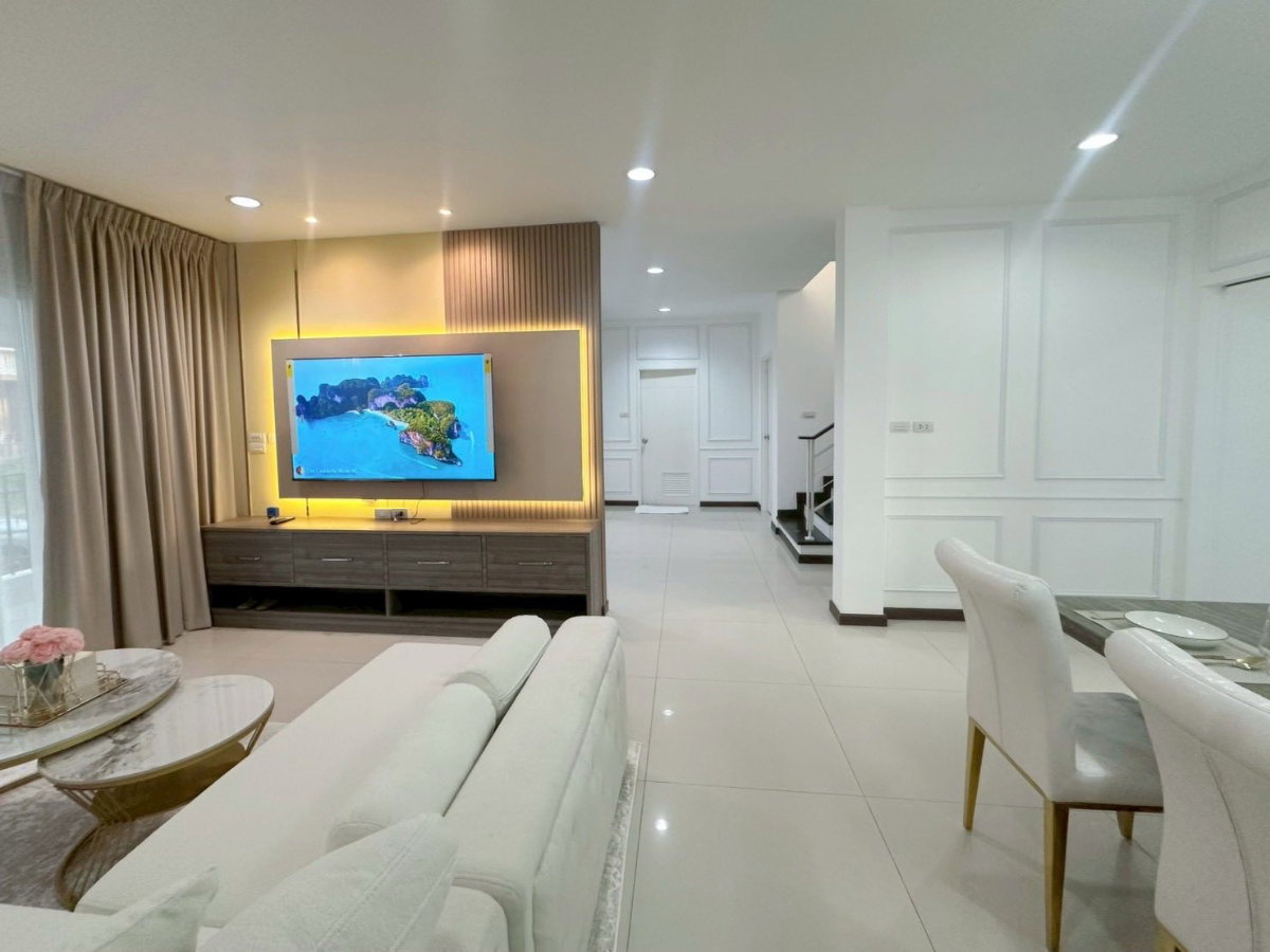 รูป [ให้เช่า] บ้านเดี่ยว 2 ชั้น หลังมุม : บ้านซื่อตรง บางบัวทอง 340 | 4 ห้องนอน 3 ห้องน้ำ มีเรือนรับรองแยก บ้านสวย พร้อมอยู่ - รูปที่ 6/18
