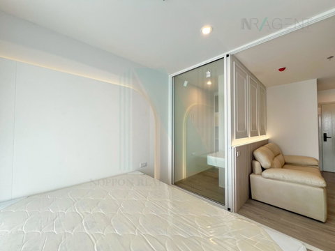 🎉 For Rent Condo REGENT HOME BANGNA Building A, Floor 30,1 bed room, Room size 28.00 sqm