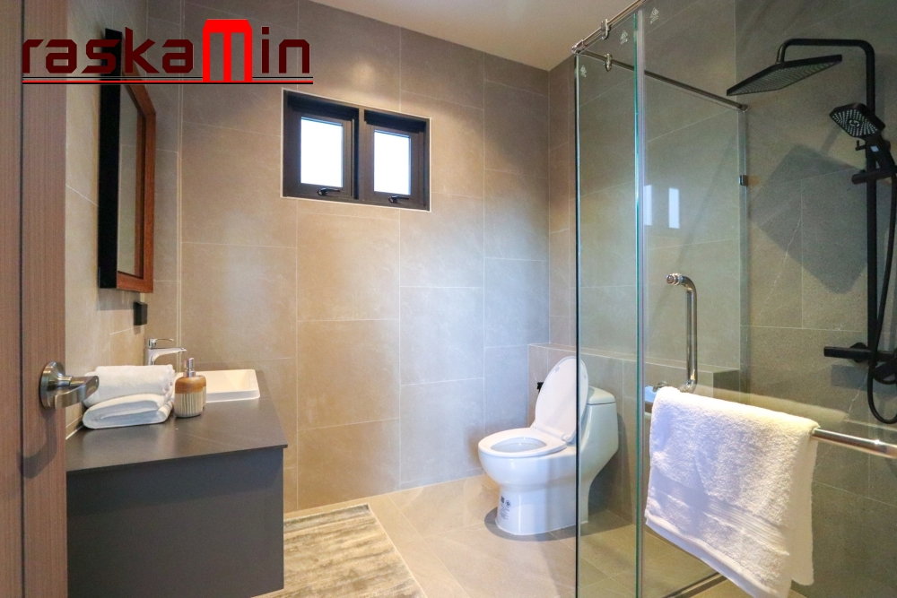รูป KT0362💎พูลวิลล่าพัทยาใต้ 8 ห้องนอน 105ตรว บ้าน 600ตรม🛋️พร้อมเฟอร์นิเจอร์🏊‍♂️สระว่ายน้ำ ใกล้Walking Street - รูปที่ 8/15