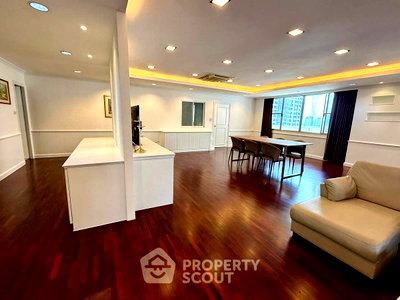 คอนโดให้เช่า : คอนโด 3-ห้องนอน ที่ ดีเอส ทาวเวอร์ 1 ใกล้ BTS พร้อมพงษ์ (ID 2943345)