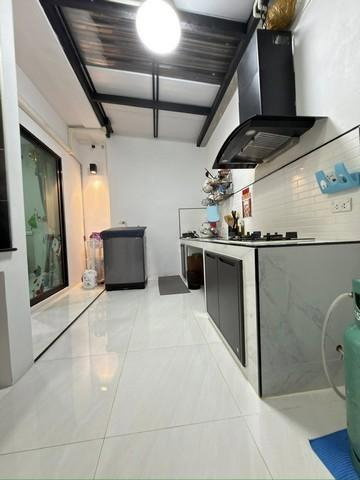 รูป MTR69 ใกล้รถไฟฟ้าสถานีโชคชัย 4 & ภาวนา! ปล่อยเช่าบ้าน Cozy โชคชัย 4 ซอย 30 หลังมุม เฟอร์ครบพร้อมอยู่ - รูปที่ 7/10