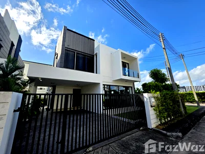 บ้านเดี่ยว ภูเก็ต : Five-Bedroom Grandeur Above the Treetops 6412054