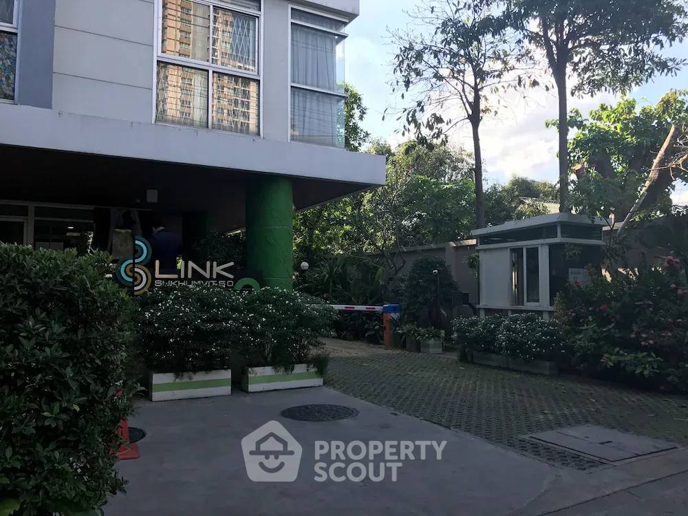 picture Studio Condo at The Link Sukhumvit 50 near BTS On Nut (ID 2952621) - 2/17
