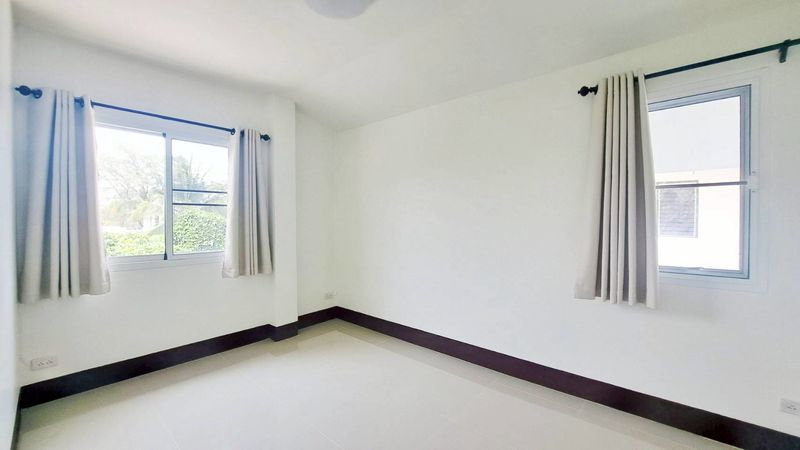 รูป ขายบ้านเดี่ยวสองชั้น รีโนเวทใหม่ ทำเลสันกำแพง #เชียงใหม่ ราคาเพียง 1.35 ล้านบาท #CSP100917 - รูปที่ 9/16
