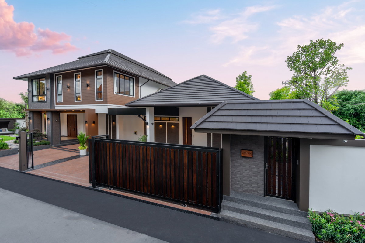 รูป 🔥 Luxury Pool Villa สร้างใหม่ ใจกลางกาดฝรั่ง เดิน 1 นาทีถึง! บ้านหรูพร้อมอยู่ ฟังก์ชันระดับ Super Luxury 🔥 - รูปที่ 24/24