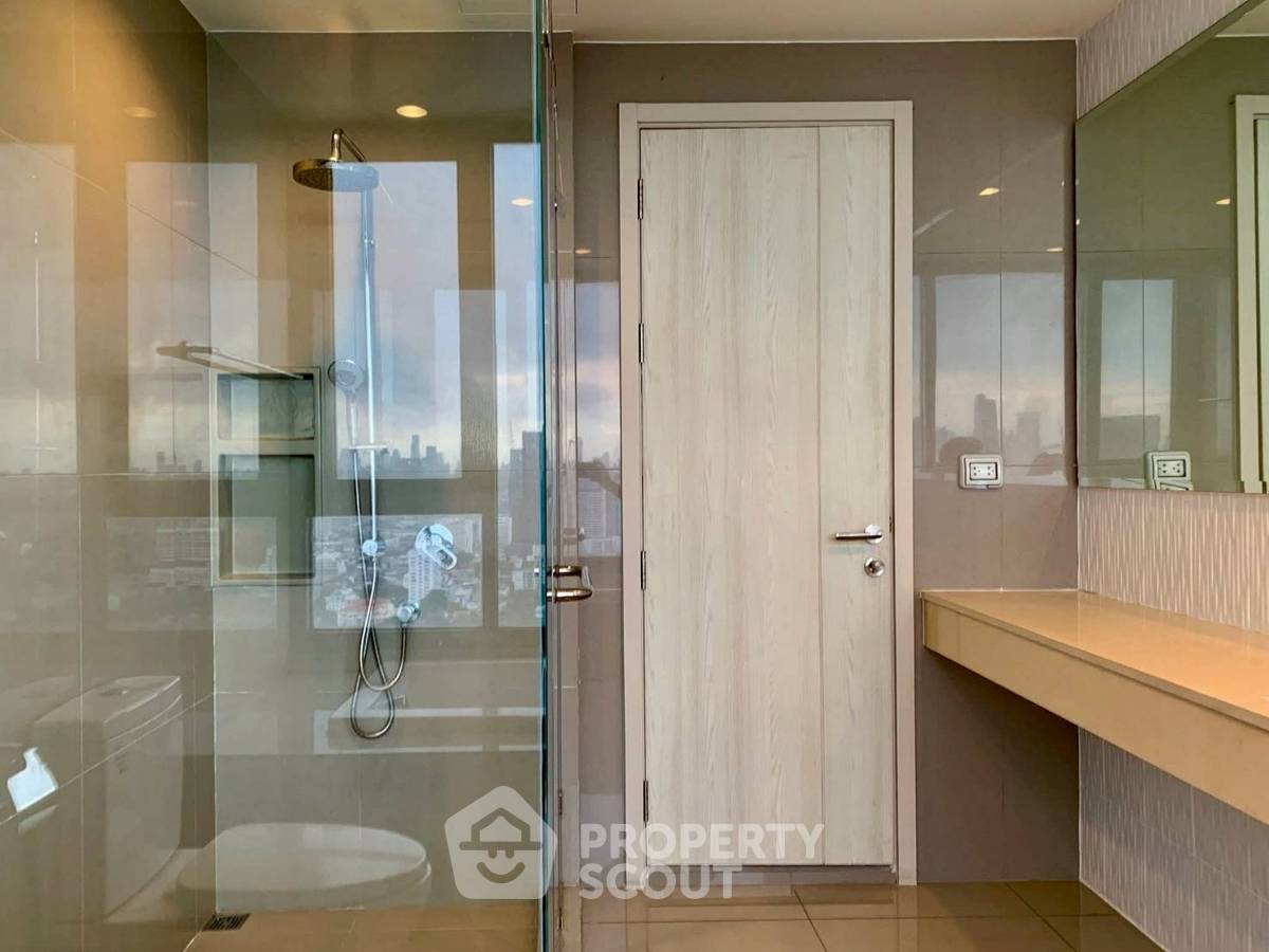 picture 2-BR Condo at Rhythm Sukhumvit 42 near BTS Ekkamai (ID 2948765) - 8/8