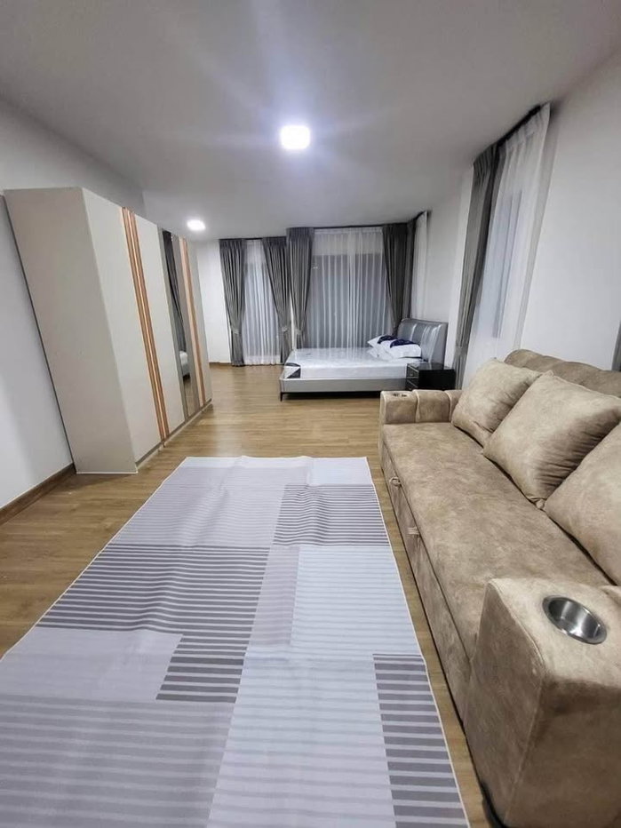 รูป 🏡✨ ให้เช่า บ้านกลางเมือง รามอินทรา | วิลล่าหรู 3 ชั้น บ้านมุมติดสวน พร้อมเข้าอยู่ 🌿  📍 ทำเลดี ใกล้ MRT สายสีชมพู - รูปที่ 4/12