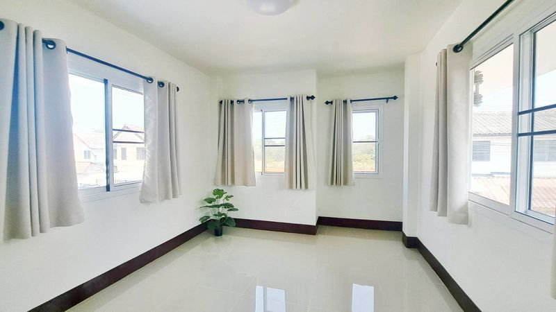 รูป ขายบ้านเดี่ยวสองชั้น รีโนเวทใหม่ ทำเลสันกำแพง #เชียงใหม่ ราคาเพียง 1.35 ล้านบาท #CSP100917 - รูปที่ 8/16