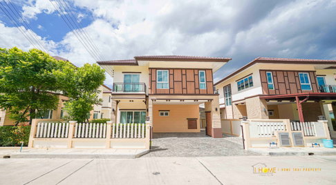 Two storey house for rent. There are 3 bedrooms and 3 bathrooms. The area size is 72 sq.wa. The price #ASP-H0373