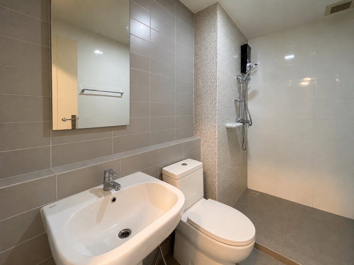 picture Luxury Renovated Townhome | Jacuzzi Included | Near Pink Line MRT | Ram Intra 65 - 9/17