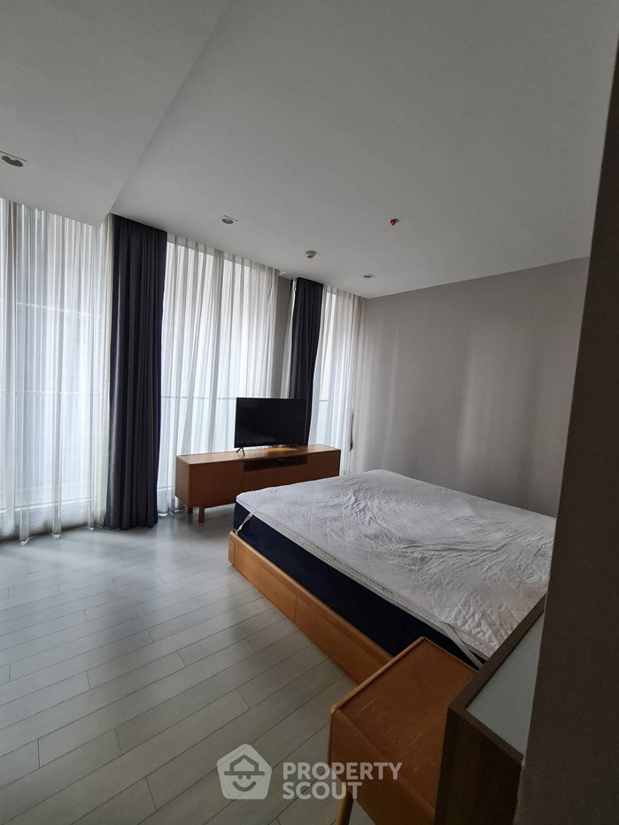 picture 2-BR Condo at Noble Ploenchit near BTS Phloen Chit (ID 2934174) - 3/5