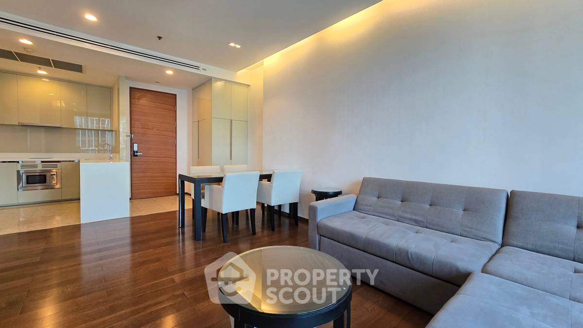 รูป คอนโด 2-ห้องนอน ที่ ดิ แอดเดรส สุขุมวิท 28 ใกล้ BTS พร้อมพงษ์ (ID 2714114) - รูปที่ 3/21