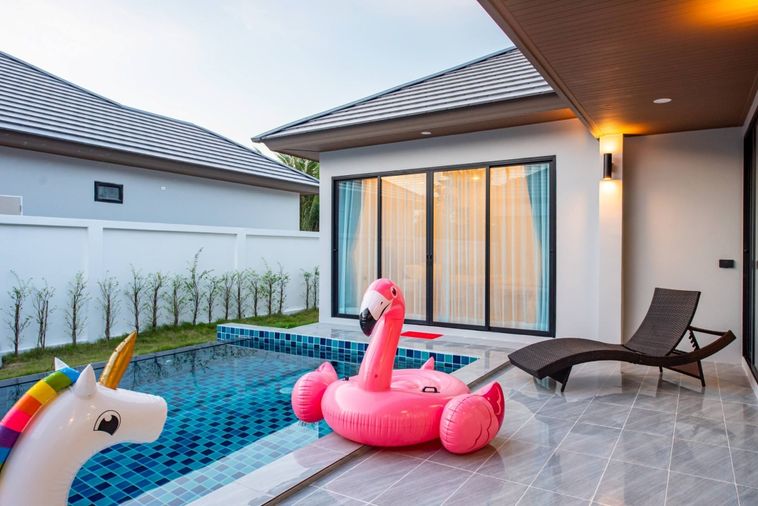 KT0437📲LineID @556ryccg🏊พูลวิลล่า ห้วยใหญ่ 4 ห้องนอน ที่ดิน 153ตรว บ้าน 250ตรม🛋️พร้อมเฟอร์นิเจอร์ เครื่องใช้ไฟฟ้า🏊สระว่ายน้ำส่วนตัว