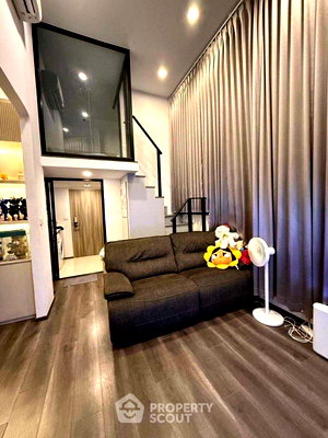 Condos for rent : 29th-Floor 1-BR Duplex 46 Sqm Knightsbridge Space Ratchayothin Near BTS Ratchayothin (ID 1886826)