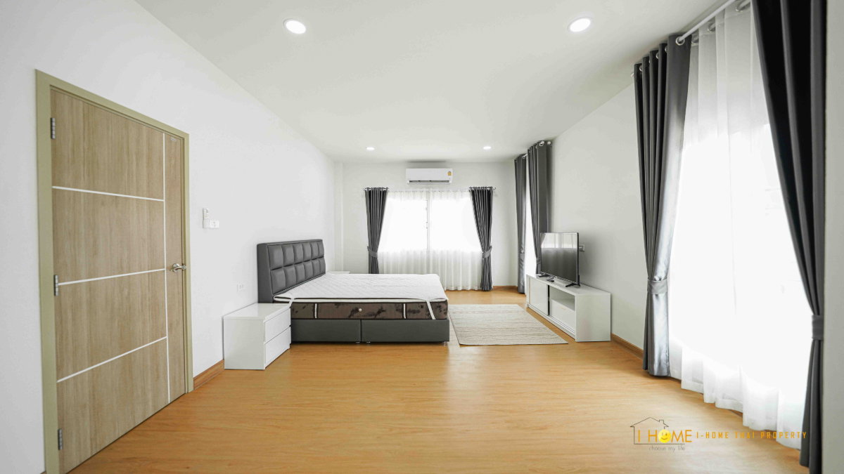 รูป บ้านหลังใหญ่ทำเลชานเมือง ในโครงการ ระบบรักษาความปลอดภัย 24 ชม. ย่าน รร.นานาชาติ #ASP-H0373 - รูปที่ 32/40
