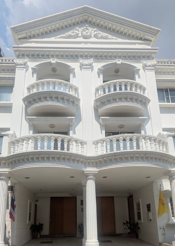 รูป ขายบ้านทาวเฮ้าส์ ในหมู่บ้านสุขุมวิทการ์เด้นซิตี้ ขนาด 64 ตรว. ถนนสุขุมวิท79 ห่าง BTSอ่อนนุช 500ม. - รูปที่ 1/18