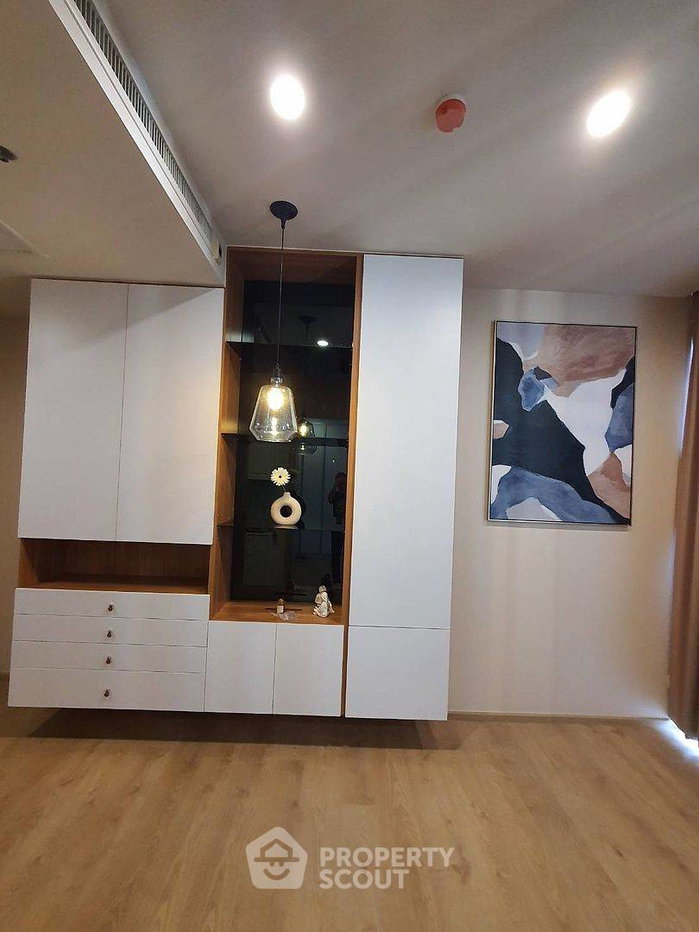 รูป คอนโด 1-ห้องนอน ที่ โนเบิล บีอี ไนน์ทีน สุขุมวิท ใกล้ BTS นานา (ID 1034251) - รูปที่ 9/12