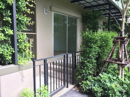 💢เข้าออกทางสวนได้ รักต้นไม้ ต้องห้องนี้เลย 💢🏡🌲มีระเบียง เฉลียง ติดสวนขนาดใหญ่🌲