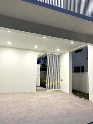 รูป ขายบ้านสร้างใหม่ ใกล้เมือง อยู่ใกล้สี่แยกหลุยส์ ไปตลาดท่ารั้วง่าย ทำเลดีมาก ไม่เข้าซอยลึก ติดเส้นหลักชุมชน - รูปที่ 4/8