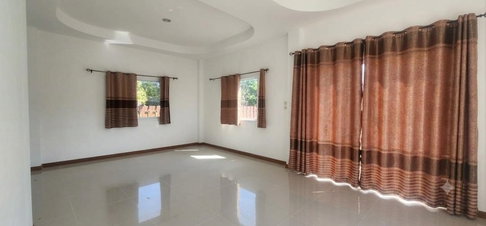 City Center Gem! 94 sq.w. House in Rayong for Sale at Land Price – Don't Miss
