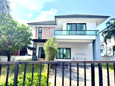 Houses for rent Ban Chang Rayong : House for rent, Ban Chang, Rayong. 3 bedrooms, 3 bathrooms.